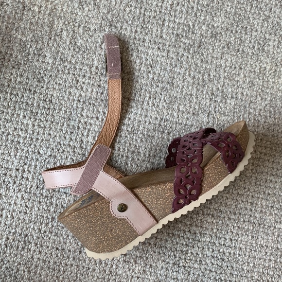 Wanda Panda chunky wedge sandals. New. Size 36. Made in Spain. VERY COMFORTABLE! - Picture 5 of 7